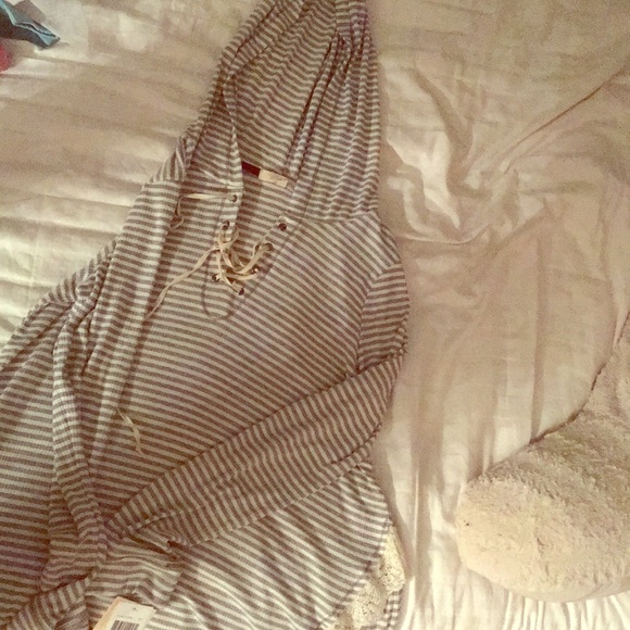 Striped hoodie dress never before worn - Picture 1 of 3